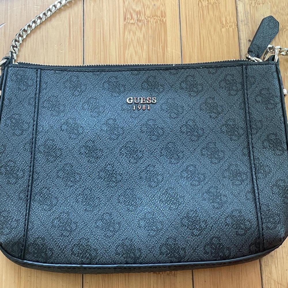 Guess shoulder bag